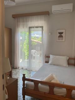 Niki Seaside Apartments - 6