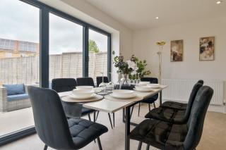 Luxury Marsh View Retreat with Parking - 4 Bed - Sleeps 10 - 3