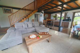 VILLA VAIROARII - Garden & private beach - 3