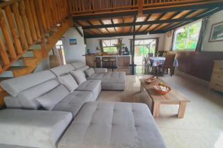VILLA VAIROARII - Garden & private beach - 1