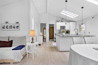 1176-N-Hundested-Brune-Bakke-1 - 2