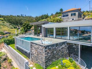 Villa Platinum by Homie - 2
