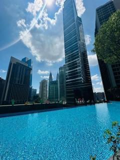 KLcc suites by 8 kia peng ASTRA - 0