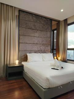 KLcc suites by 8 kia peng ASTRA - 7
