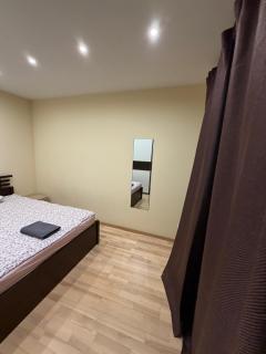 Malotko Place - 6