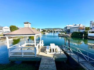 Contemporary Living on Thesen Island - C10 - 3
