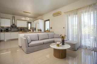 Kallisti Luxury Villa - 1