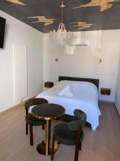 Suite mit Kochnische, 15 Min Frankfurt Flughafen, Parkplatz - 9