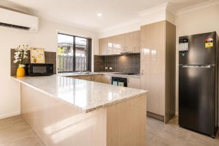 Golden Homestead – Park Ridge 4B Comfort Retreat - 8