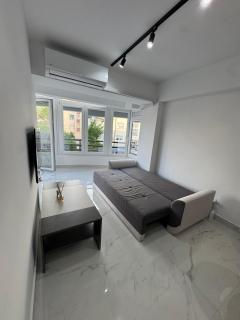 Stylish Ohrid Apartment, Hot Tub, Steps to Lake - 1