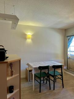 Cocon rénové à Trouville-sur-Mer avec balcon - 3