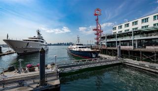 Coast Lonsdale Quay Hotel - 6