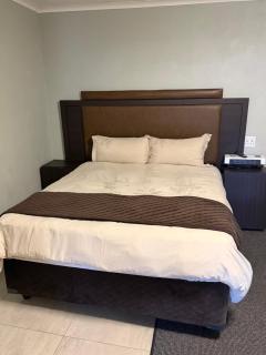 Bokwe Guest House - 1