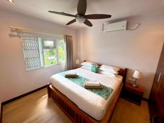 CRYSTAL SHORES Self Catering Apartments - Beau Vallon, Seychelles - 8