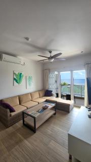 CRYSTAL SHORES Self Catering Apartments - Beau Vallon, Seychelles - 4