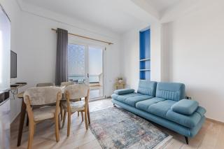 Ocean Horizon Apartment Sea View & Parking by PikHost - 7