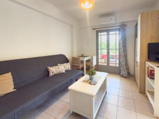 Anasa Salt - Beachside Stay with Balcony - 3