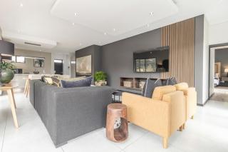 On Top of the world - Presidential Suite - 4