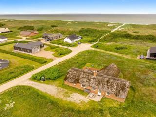 Holiday Home Hildegard - 50m from the sea by Interhome - 7