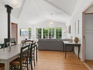 Holiday Home Aiyana - 2-1km from the sea by Interhome - 5