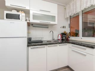 Apartment Appartement in Okrug Gornji mit Großer Terrasse by Interhome - 3