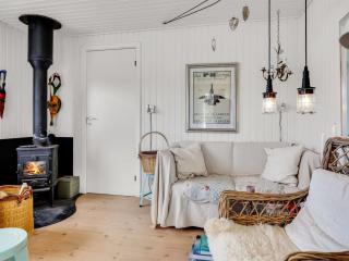 Holiday Home Eila - 1km from the sea by Interhome - 2