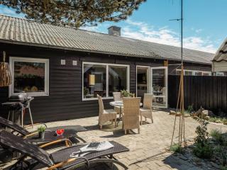 Apartment Heloise - 900m from the sea by Interhome - 0