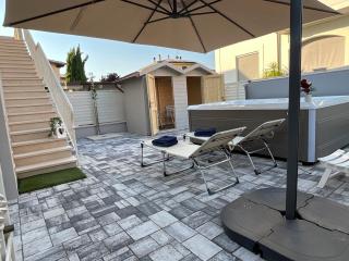 Villa Emilia SKY Jacuzzi - 9