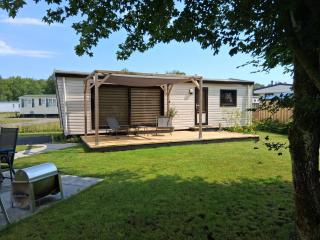 Chalet Amber - heerlijk ruim chalet met omheinde tuin, in het Drents-Friese Wold - 6