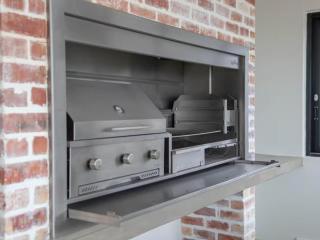6 on Hopwood - Penthouse - 2