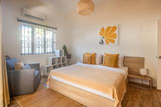 Cosy bungalow on Trou aux Biches coastal road - 9