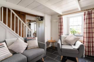Tinner's Cottage - 5