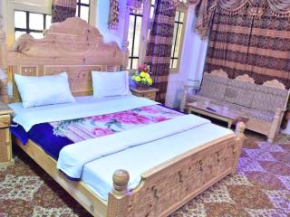 Rose Palace Hotel Resort, Umairs Haven Residences Swat - 7