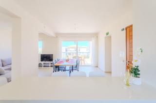Resitour - Aphrodite Beachfront - Pírgos Psilonérou - 1