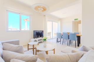 Resitour - Aphrodite Beachfront - Pírgos Psilonérou - 6