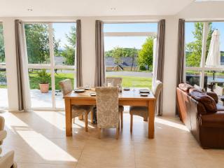 Countryside Retreat 3BHK Hot Tub Panoramic Views - 2