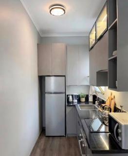Swft Stays • Elegant 1BR w/ Balcony & Park View - 9