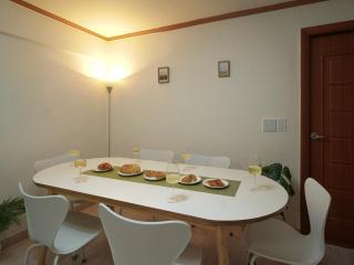 Stay Seoul Stay - 2