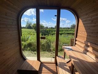 Finest Retreats - The Den - 2