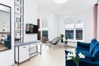 Nowoczesne Studio z Balkonem, Blisko Centrum by Noclegi Renters - 8