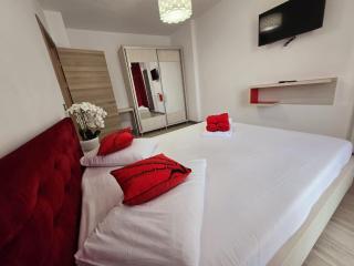 Aria ApartHotel- Beach Swimming Pool & Spa Resort - 2