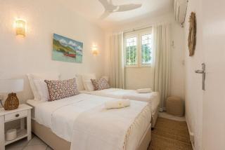 Quaint 1st floor beach apt in a fishing village - 6