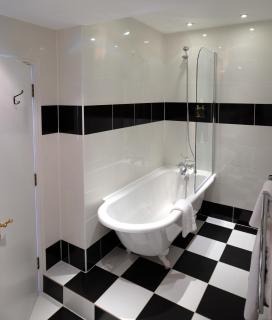 Woodland Manor Hotel - 4