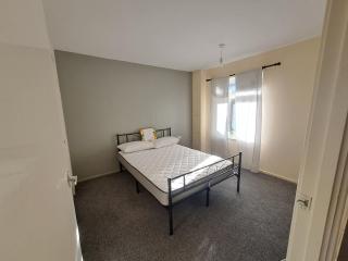 E Gardens Apartment - 7