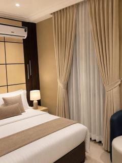Xenia Essence Luxury Hotel - 2