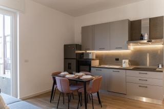 Maison Caterina - Elegant Stay Near Bari Centrale - 8