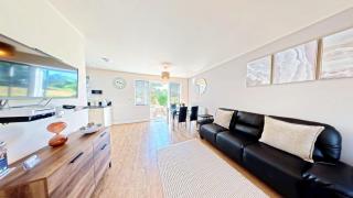 Bay Dream - Part of the The Bay Filey Holiday Village with pool, gym and direct beach access, pub, restaurant, tennis and meadows walks - 2