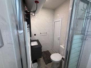 Panoramic Terrace Apartment with Elevator Access - 9