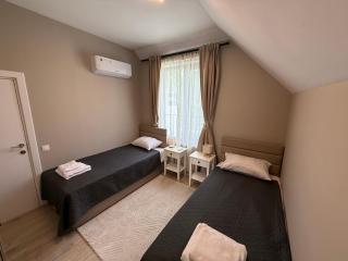 Panoramic Terrace Apartment with Elevator Access - 1