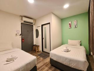 Kim Korner Hotel - 8